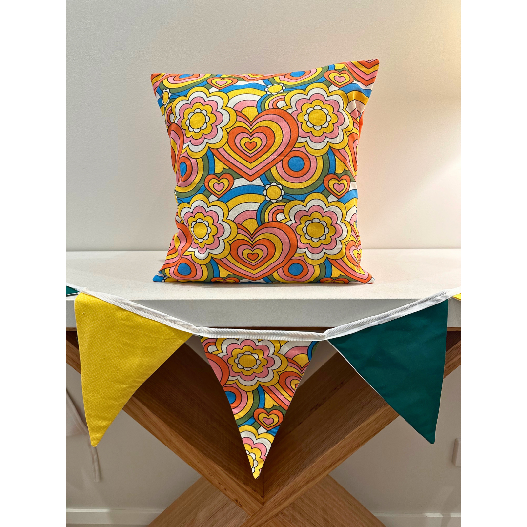 Retro Print Bunting and Cushion Set