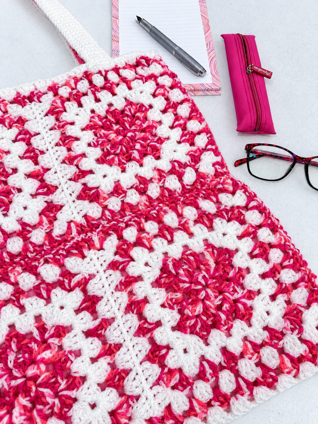 Crocheted Tote Bag (Pink Variegated)
